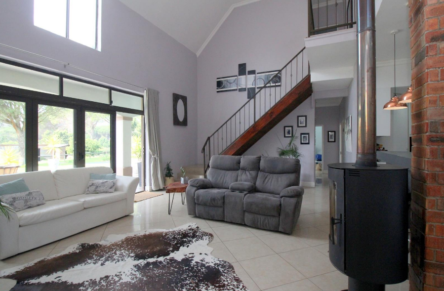 5 Bedroom Property for Sale in High Riding Country Estate Western Cape